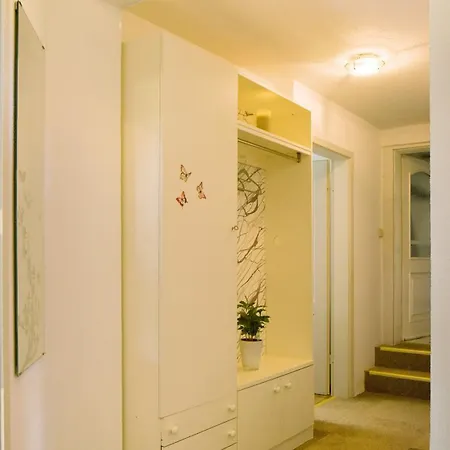 Baeuerle * Schönwalde